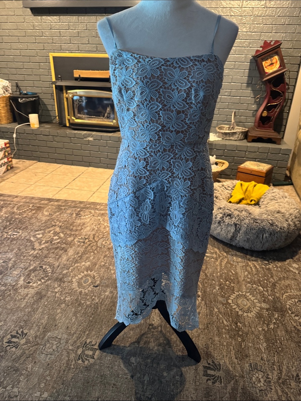 Sleeveless Light Blue Lace Midi Dress - Elegant Floral Design